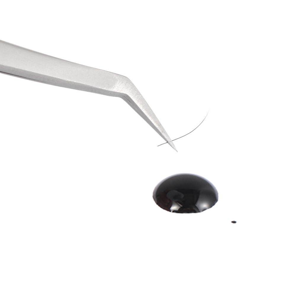 Colla per Extension Ciglia di  - Eyelash Extension Eye Irritation recensione e prezzo